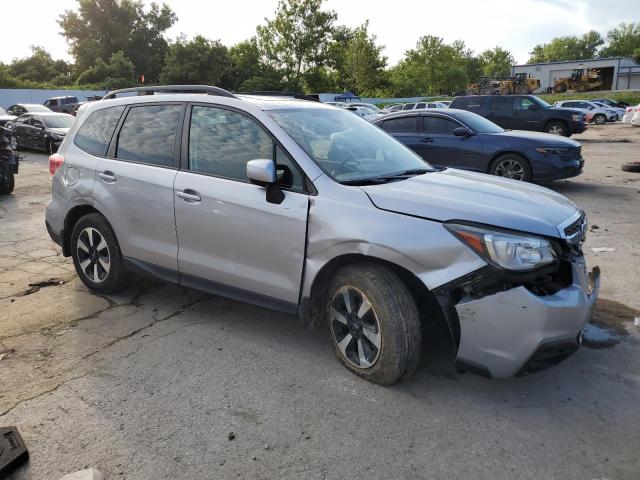 Photo 4 from auction – 2017 SUBARU FORESTER 2 with VIN JF2SJAGC3HH461879