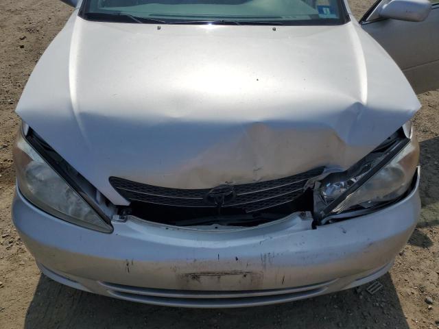 Photo 11 from auction – 2002 TOYOTA CAMRY LE with VIN 4T1BE32K12U101145