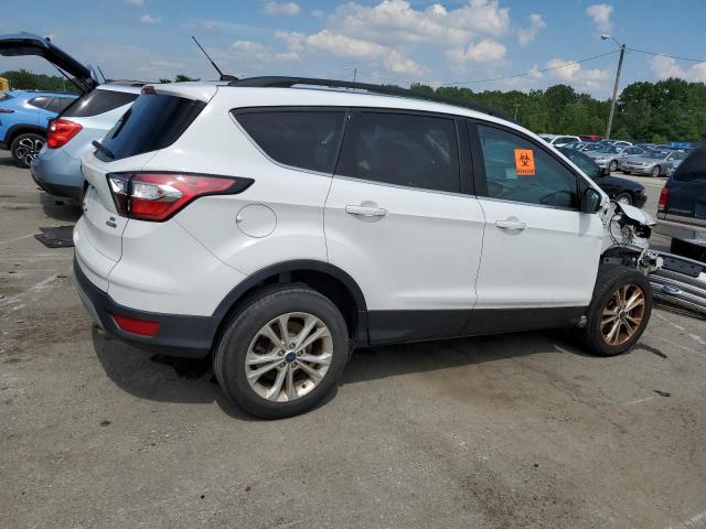 Photo 3 from auction – 2017 FORD ESCAPE SE with VIN 1FMCU9G92HUD68271