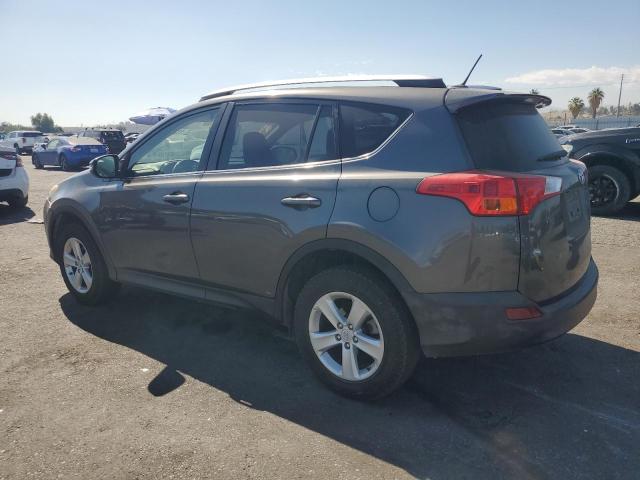 Photo 2 from auction – 2014 TOYOTA RAV4 XLE with VIN JTMWFREV4EJ012218
