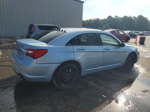 Photo 3 from auction – 2012 CHRYSLER 200 LX with VIN 1C3CCBAB2CN213155