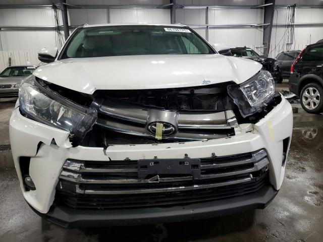 Photo 5 from auction – 2018 TOYOTA HIGHLANDER with VIN 5TDDZRFH1JS805416