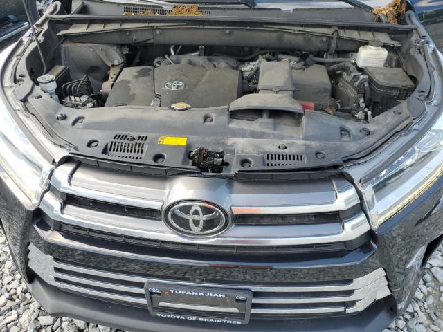 Photo 12 from auction – 2017 TOYOTA HIGHLANDER with VIN 5TDDZRFHXHS391787