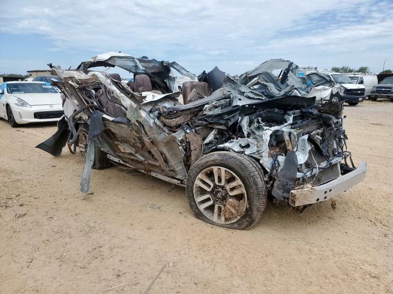 Photo 4 from auction – 2018 TOYOTA 4RUNNER SR with VIN JTEBU5JR8J5557178