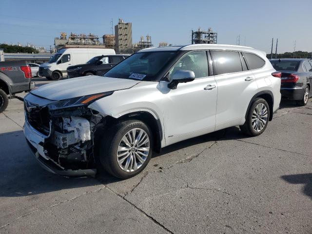 TOYOTA HIGHLANDER 2023 with VIN 5TDEBRCHXPS128064 - Photo from auction