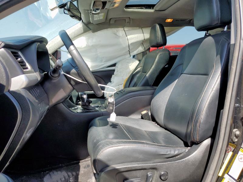 Photo 7 from auction – 2016 TOYOTA HIGHLANDER with VIN 5TDKKRFH1GS154552