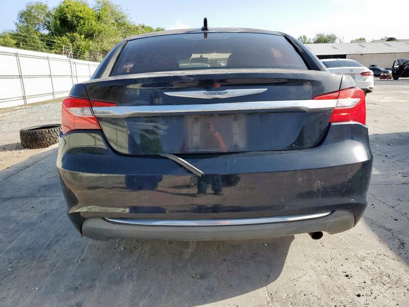 صورة رقم 6 من المزاد - 2014 CHRYSLER 200 LX مع VIN 1C3CCBAB9EN141048