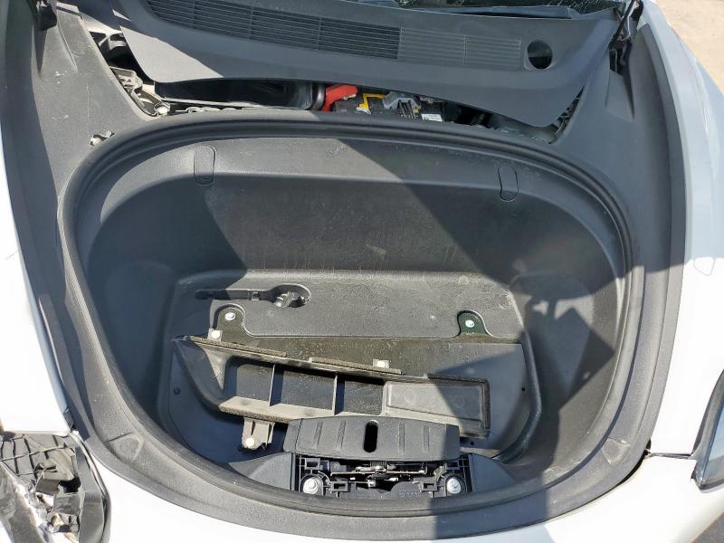 Photo 11 from auction – 2019 TESLA MODEL 3 with VIN 5YJ3E1EB3KF211440