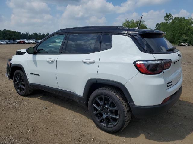 Фото 2 с аукциона – 2022 JEEP COMPASS LA с VIN 3C4NJDBB7NT224109
