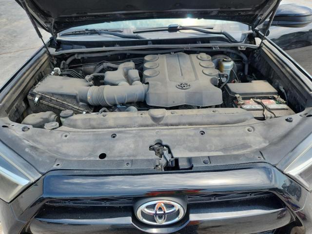 Photo 11 from auction – 2018 TOYOTA 4RUNNER SR with VIN JTEZU5JR3J5184565