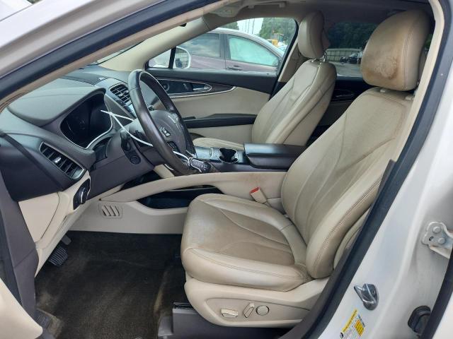 Photo 7 from auction – 2017 LINCOLN MKX RESERV with VIN 2LMPJ8LP1HBL49925