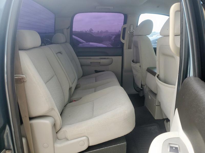 Photo 11 from auction – 2007 CHEVROLET SILVERADO with VIN 2GCEK13M971520460