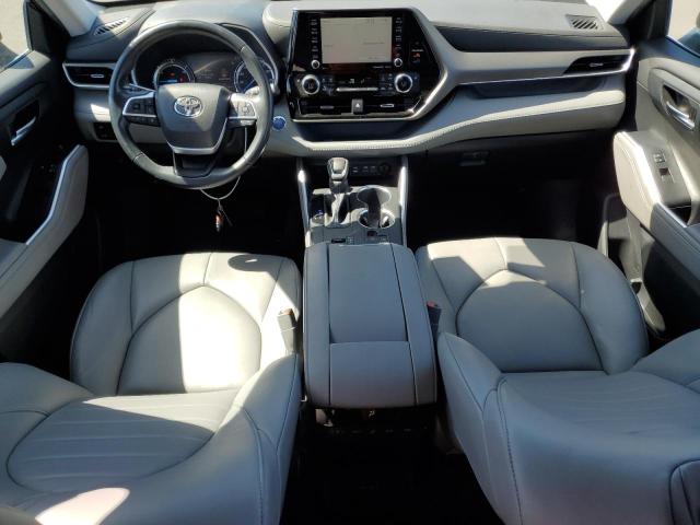 Photo 8 from auction – 2022 TOYOTA HIGHLANDER with VIN 5TDGBRCH9NS557234