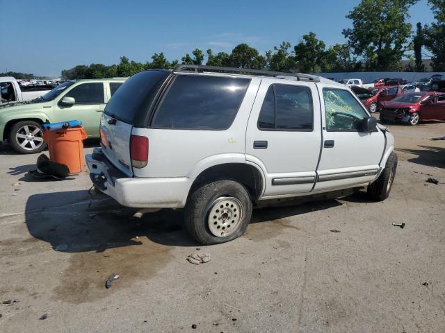 Photo 3 from auction – 2000 CHEVROLET BLAZER with VIN 1GNDT13W7Y2169132