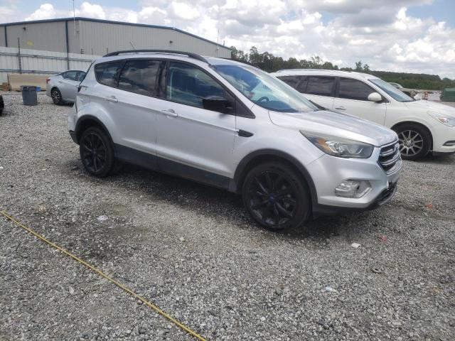 Photo 4 from auction – 2017 FORD ESCAPE SE with VIN 1FMCU0GD5HUA36101