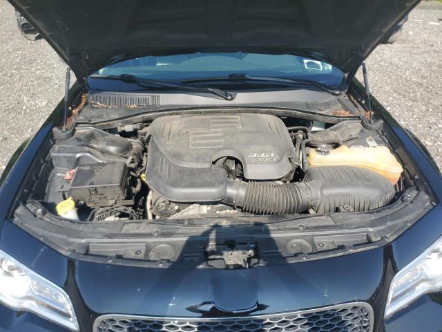 Photo 11 from auction – 2016 CHRYSLER 300 LIMITE with VIN 2C3CCARG4GH198540