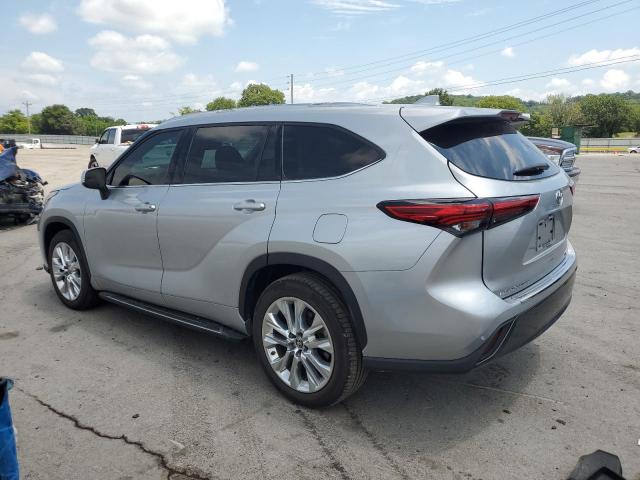 Photo 2 from auction – 2022 TOYOTA HIGHLANDER with VIN 5TDYZRAH9NS559052