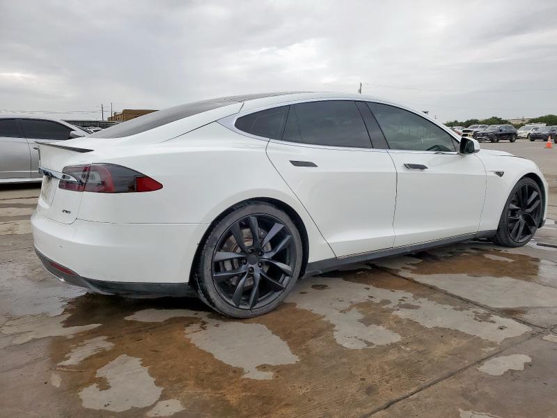 Photo 3 from auction – 2013 TESLA MODEL S with VIN 5YJSA1DP8DFP05283