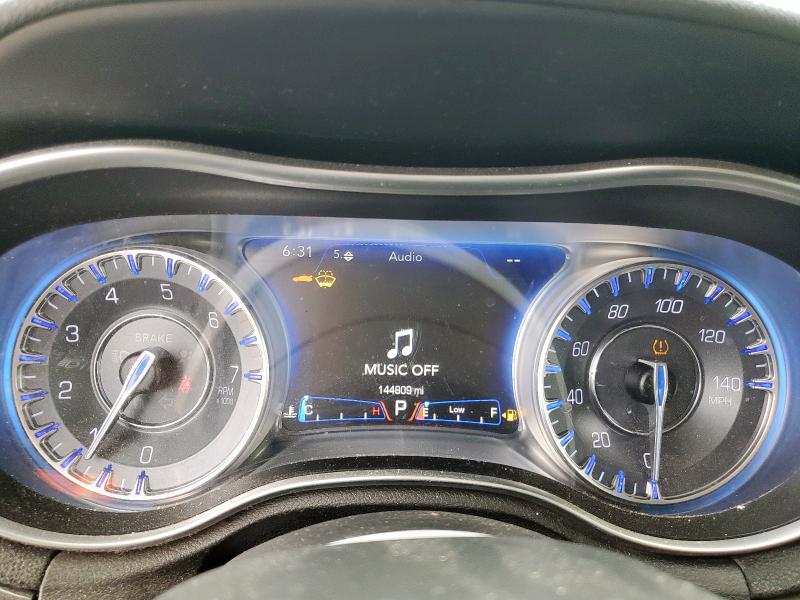 Photo 9 from auction – 2018 CHRYSLER 300 LIMITE with VIN 2C3CCAEG6JH193854