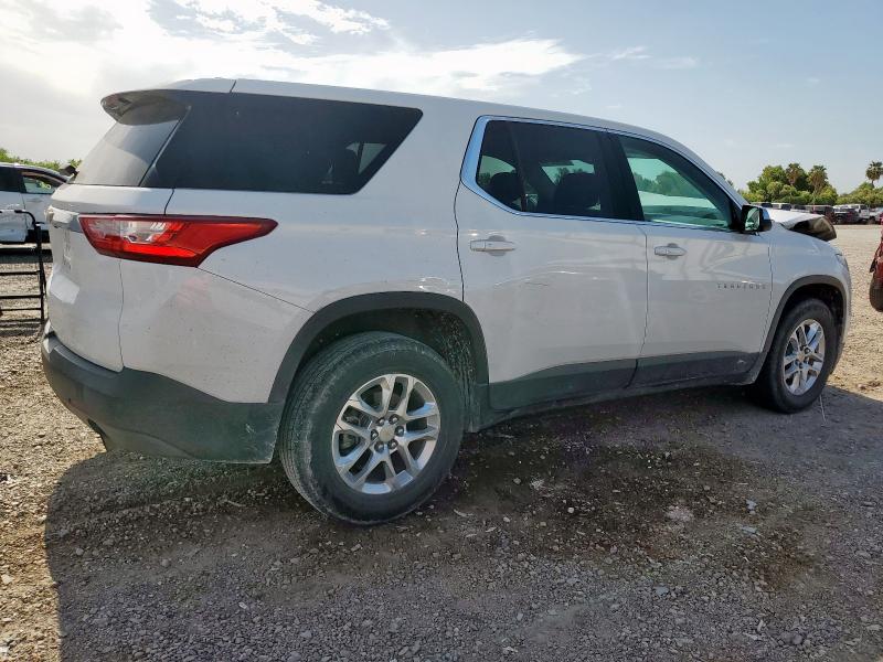 Photo 3 from auction – 2018 CHEVROLET TRAVERSE L with VIN 1GNERFKW0JJ172533