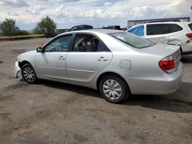 Photo 2 from auction – 2005 TOYOTA CAMRY LE with VIN 4T1BE32K55U985708