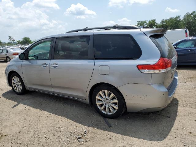 Photo 2 from auction – 2012 TOYOTA SIENNA XLE with VIN 5TDDK3DC4CS038088