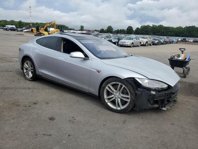 Photo 4 from auction – 2016 TESLA MODEL S with VIN 5YJSA1E27GF131380