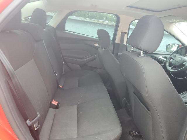 Photo 10 from auction – 2015 FORD FOCUS SE with VIN 1FADP3F23FL362618