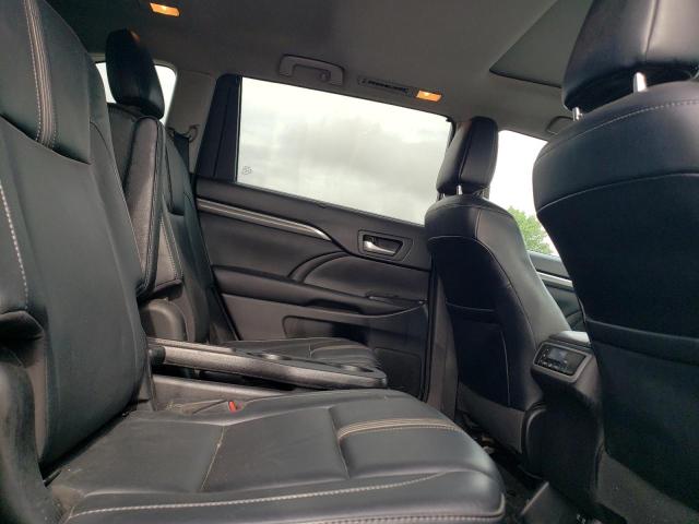 Photo 10 from auction – 2017 TOYOTA HIGHLANDER with VIN 5TDJZRFH5HS371630
