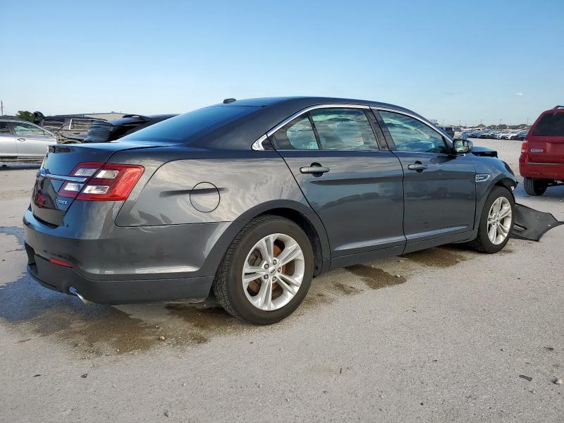Photo 3 from auction – 2018 FORD TAURUS SEL with VIN 1FAHP2E85JG136776
