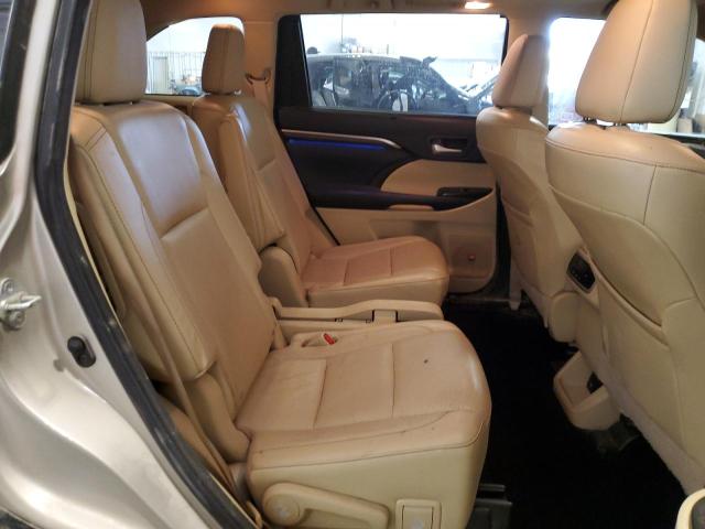 Photo 11 from auction – 2015 TOYOTA HIGHLANDER with VIN 5TDDKRFH4FS166010