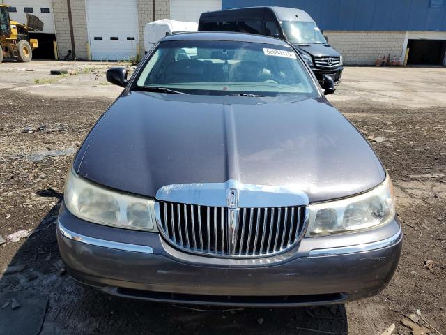 Photo 5 from auction – 2001 LINCOLN TOWN CAR E with VIN 1LNHM81W71Y723044