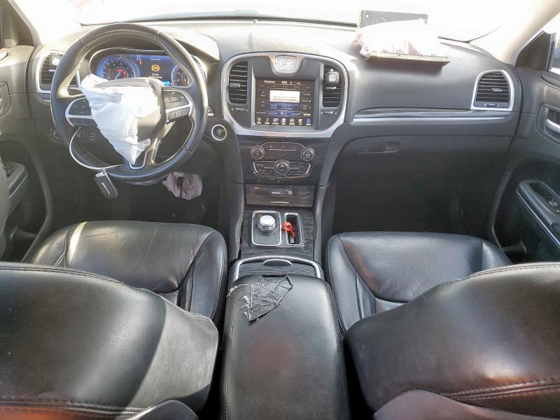 Foto 8 de la subasta – 2016 CHRYSLER 300 LIMITE con VIN 2C3CCAAG5GH208195