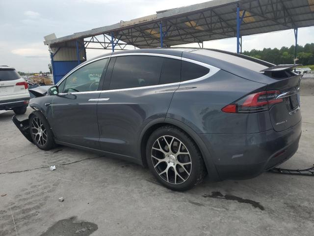 Photo 2 from auction – 2018 TESLA MODEL X with VIN 5YJXCAE20JF137027