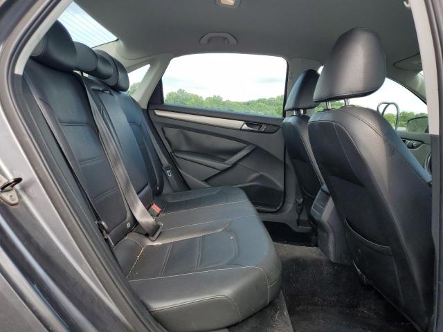 Photo 10 from auction – 2014 VOLKSWAGEN PASSAT S with VIN 1VWAT7A3XEC106519