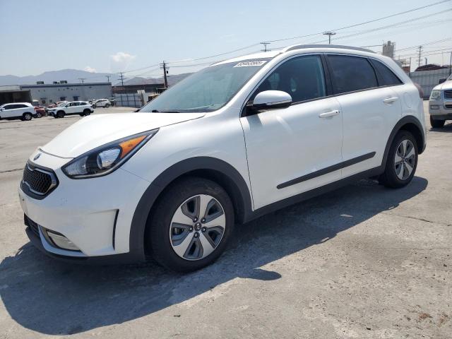 Фото 1 с аукциона – 2019 KIA NIRO EX с VIN KNDCC3LC2K5351784