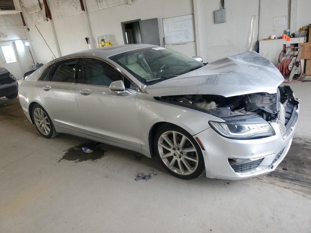 Photo 4 from auction – 2019 LINCOLN MKZ with VIN 3LN6L5MU3KR607634