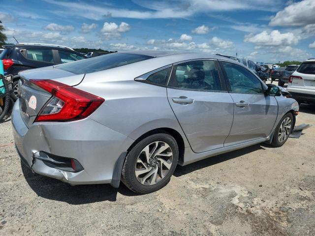 Photo 3 from auction – 2016 HONDA CIVIC EX with VIN 19XFC2F70GE066633