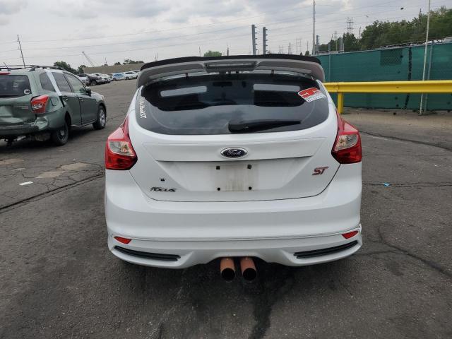Photo 6 from auction – 2014 FORD FOCUS ST with VIN 1FADP3L97EL330271