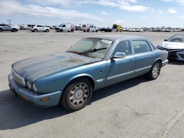 JAGUAR XJ SERIES 2000 with VIN SAJDA25B8YMF11937 - Photo from auction