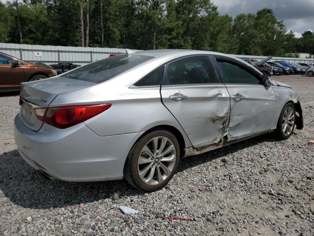 Photo 3 from auction – 2012 HYUNDAI SONATA SE with VIN 5NPEC4AB2CH441771