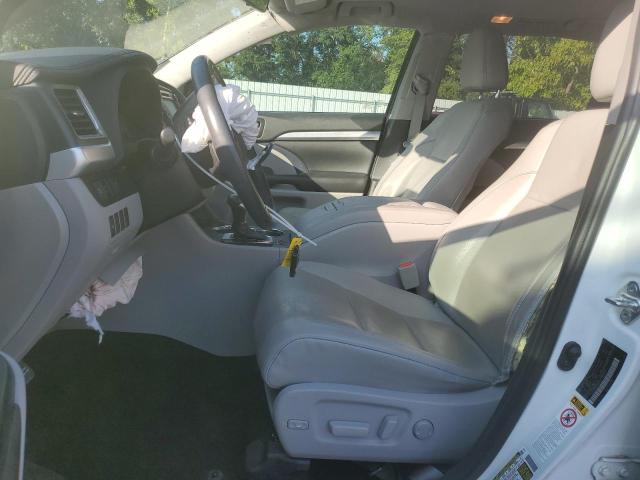 Photo 7 from auction – 2019 TOYOTA HIGHLANDER with VIN 5TDKZRFH6KS552831