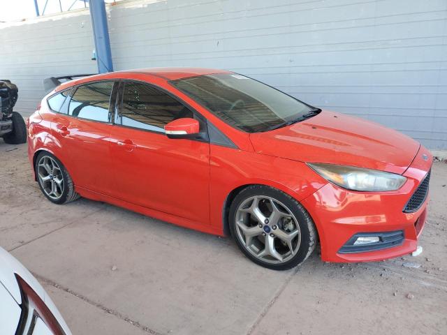 Photo 4 from auction – 2017 FORD FOCUS ST with VIN 1FADP3L9XHL319172