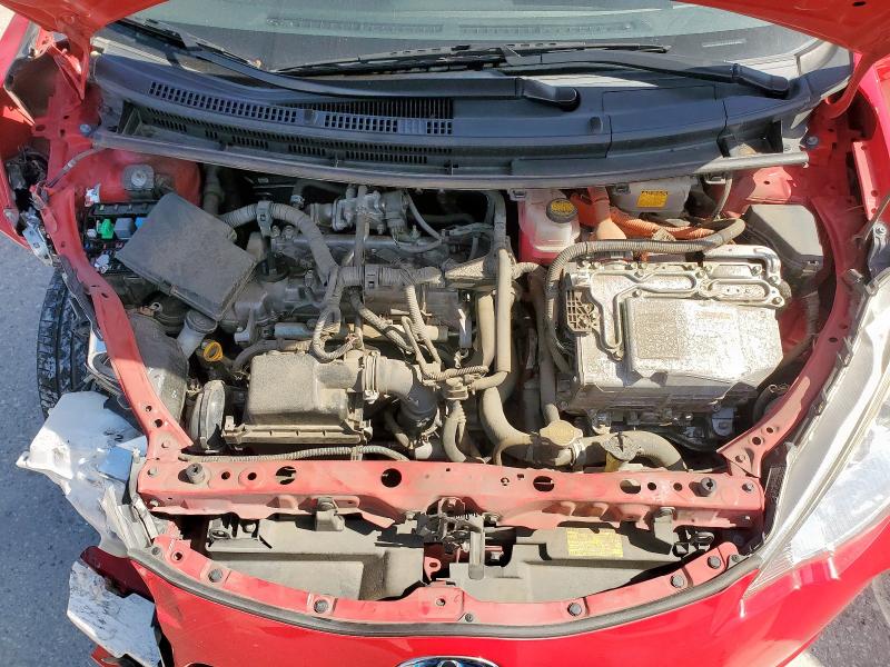 Photo 11 from auction – 2014 TOYOTA PRIUS C with VIN JTDKDTB33E1571277