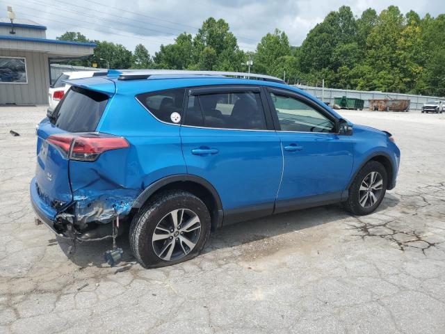 Photo 3 from auction – 2017 TOYOTA RAV4 XLE with VIN JTMRFREV0HJ134639