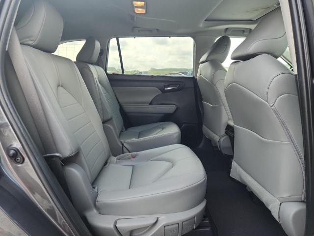 Photo 11 from auction – 2023 TOYOTA HIGHLANDER with VIN 5TDKDRBH8PS013929