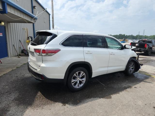 Photo 3 from auction – 2015 TOYOTA HIGHLANDER with VIN 5TDZKRFH0FS056528