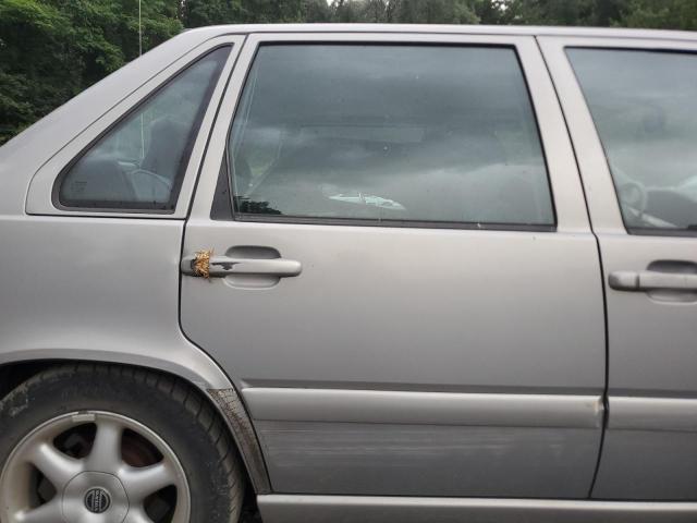 Photo 10 from auction – 1998 VOLVO S70 with VIN YV1LS554XW2443120