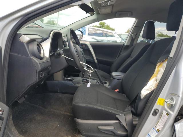 Photo 7 from auction – 2015 TOYOTA RAV4 LE with VIN 2T3BFREV4FW267825