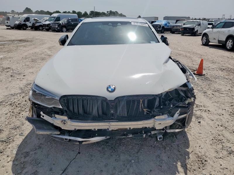 Photo 5 from auction – 2018 BMW M550XI with VIN WBAJB9C51JG463894
